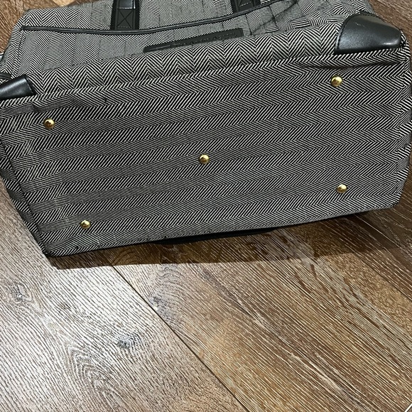 EUC Andre agassi charitable foundation weekender /travel bag by cox - Picture 12 of 15